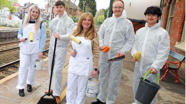 L-R- Chloe Higginbottom, Jack Wareham, Alison Spier, Alastair Tough and Owen Li of Alexander Knight & Co working at Hale Rail Station, August 2026)